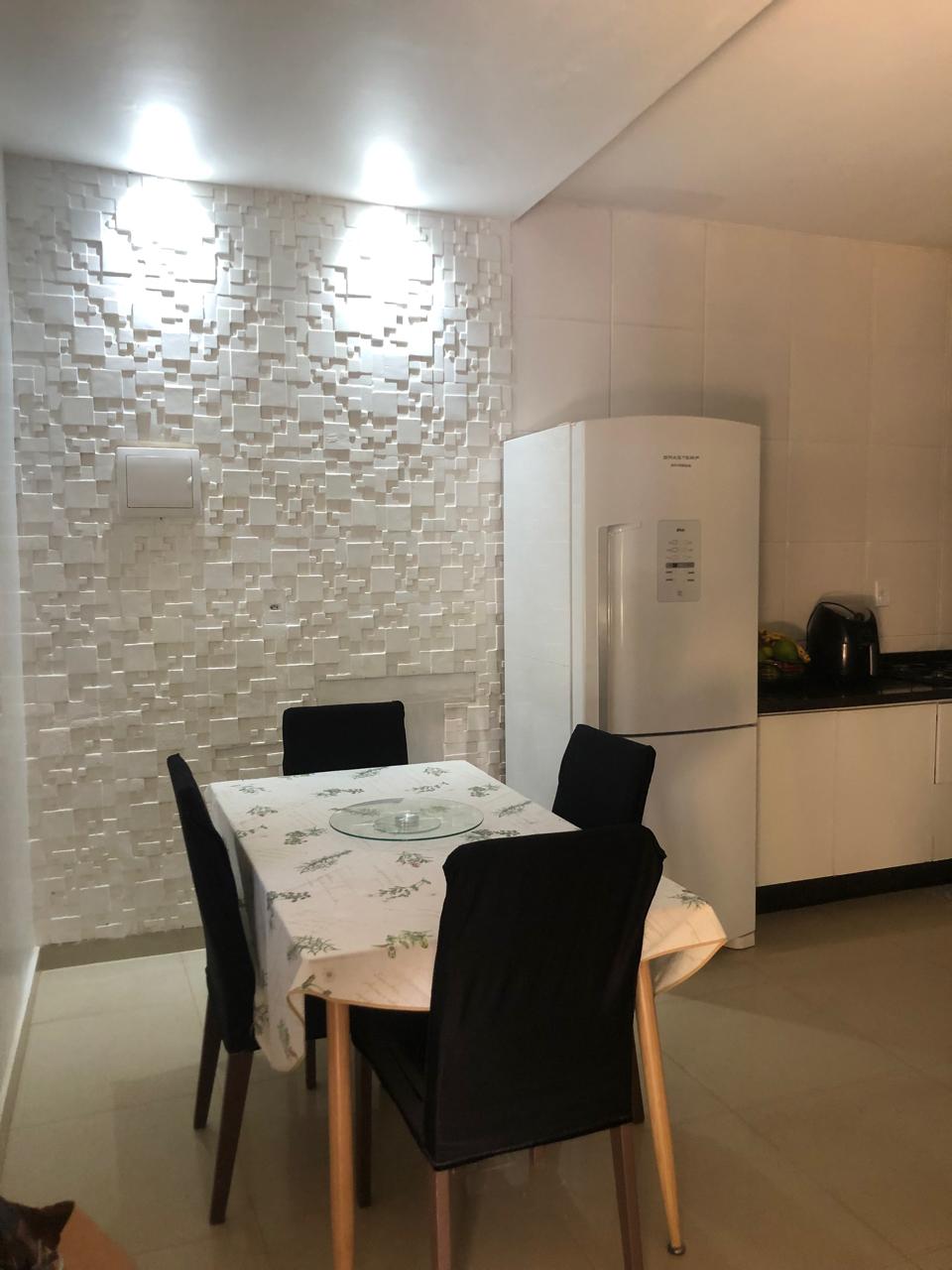 Casa 4 quartos Alto Padrão com Piscina